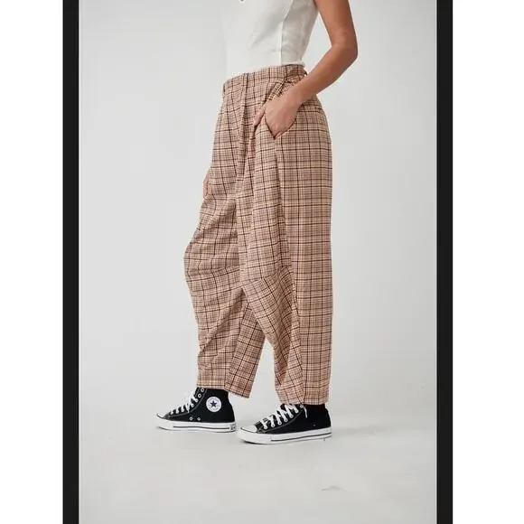 Free People Turning Point Barrel Leg Trousers Pants Neutral Combo Plaid Size 4 - Picture 2 of 14
